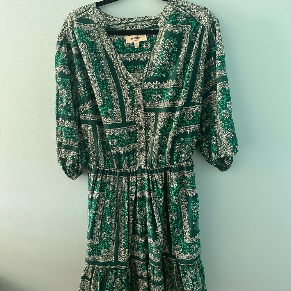 Anthropologie Green and White Long Sleeve Dress